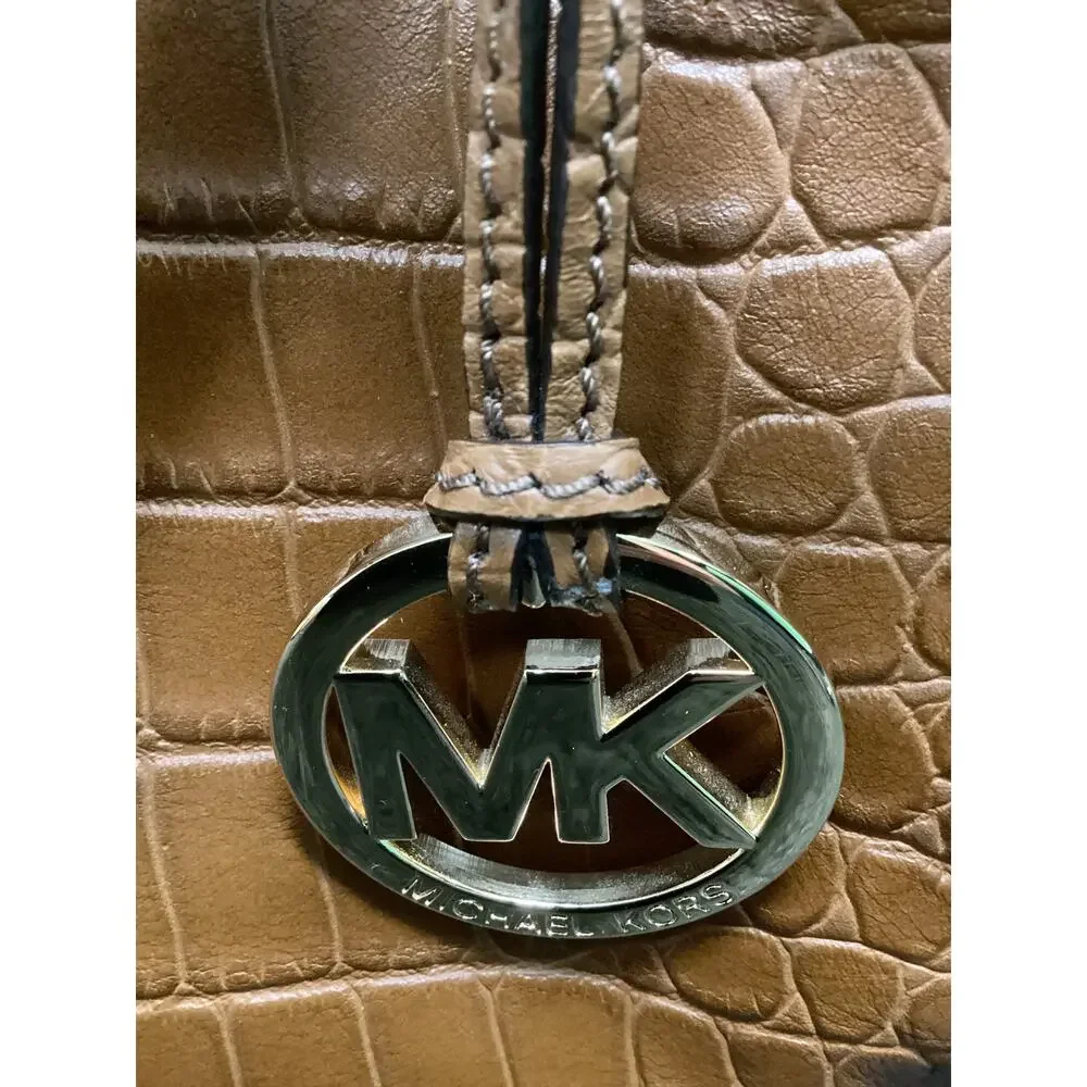 NWT Michael Kors Bag Women’s One Size Large Satchel “Mocha”Genuine Leather Honey